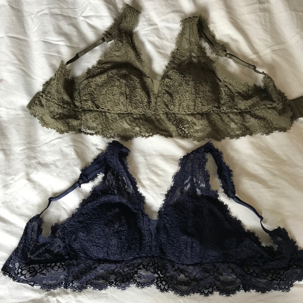 Aerie size small, D cup bralettes